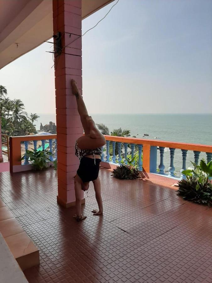 Om Ganesh Naik Guest House Arambol Exterior foto