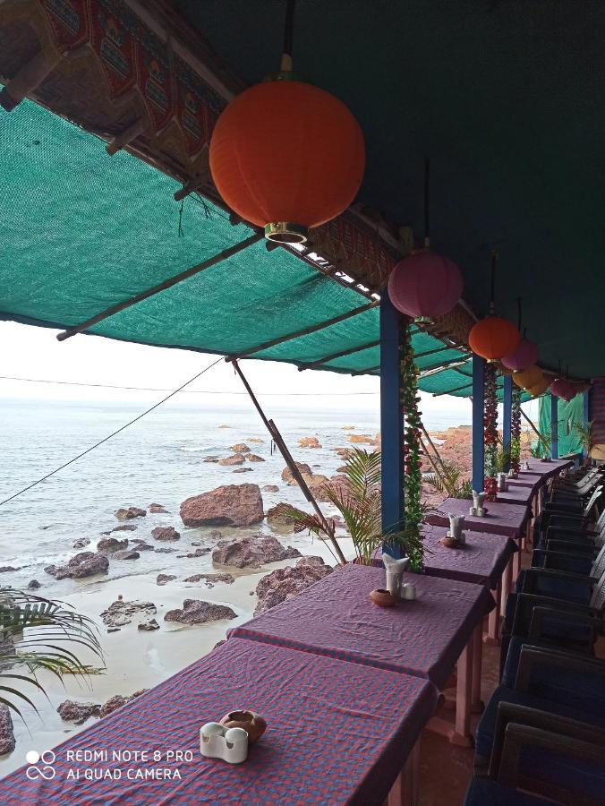 Om Ganesh Naik Guest House Arambol Exterior foto